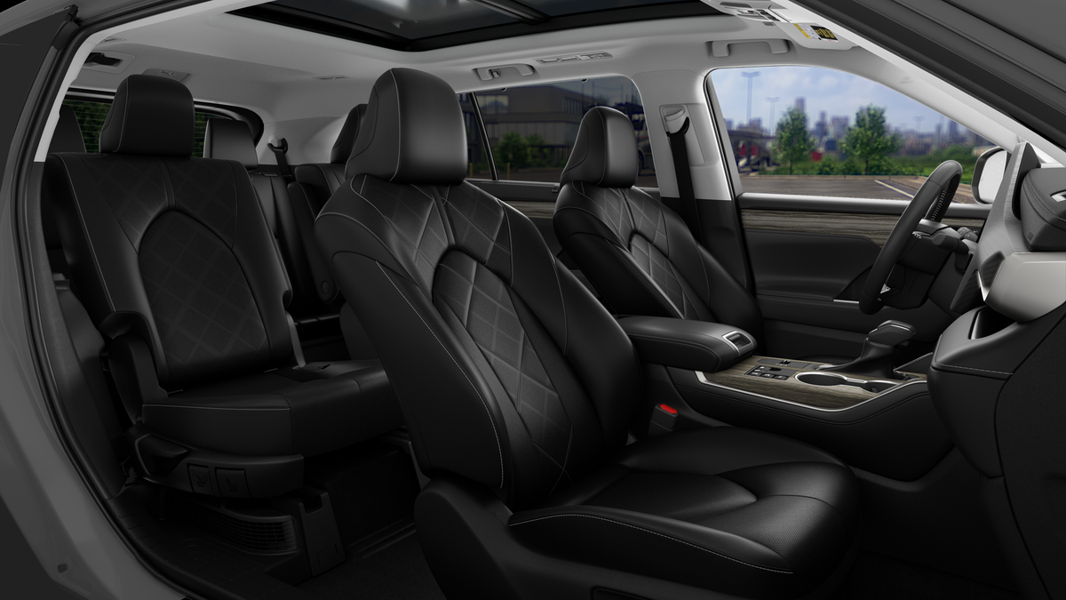 2026 Toyota Highlander Hybrid Platinum