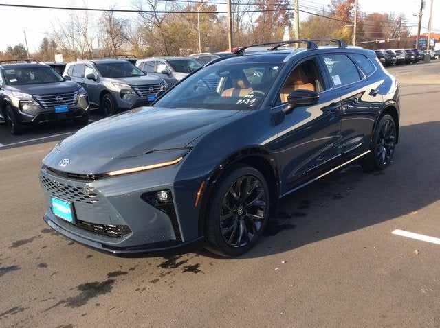 2025 Toyota Toyota Crown Signia Limited