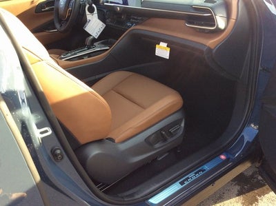 2025 Toyota Toyota Crown Signia Limited