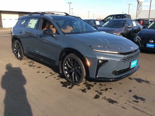 2025 Toyota Toyota Crown Signia Limited