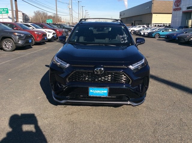 2025 Toyota RAV4 Plug-in Hybrid SE