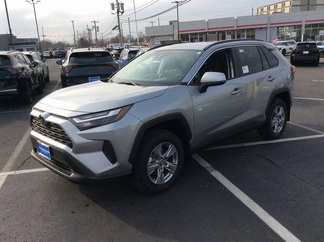 2025 Toyota RAV4 Hybrid LE