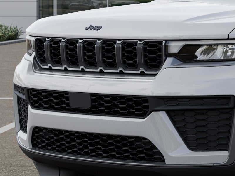 2026 Jeep Grand Cherokee Base