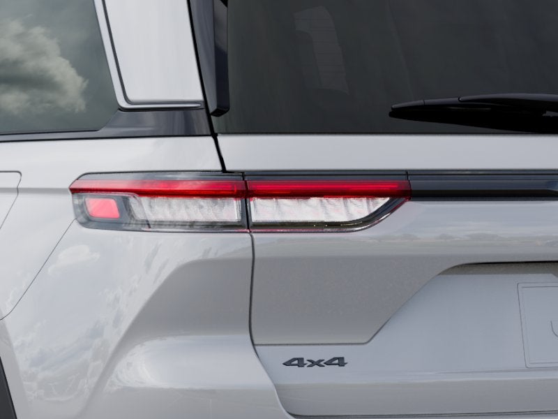 2026 Jeep Grand Cherokee Base