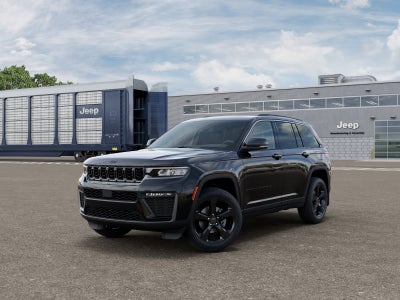 2027 Jeep Grand Cherokee Base