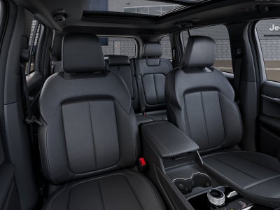 2027 Jeep Grand Cherokee Base