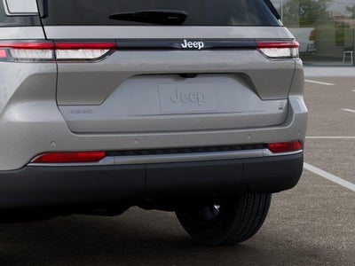 2026 Jeep Grand Cherokee Base