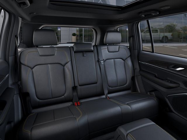 2026 Jeep Grand Cherokee Base