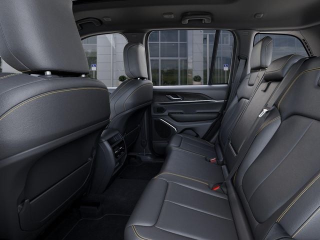 2026 Jeep Grand Cherokee Base