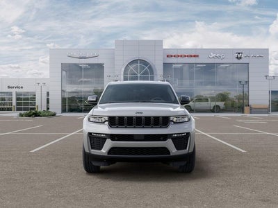 2026 Jeep Grand Cherokee Base