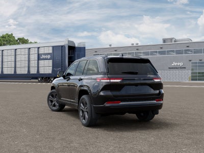 2027 Jeep Grand Cherokee Base