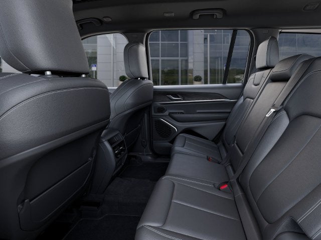 2027 Jeep Grand Cherokee GRAND CHEROKEE L LIMITED 4X4