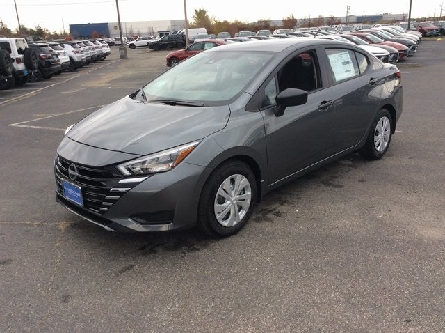 2025 Nissan Versa 1.6 S