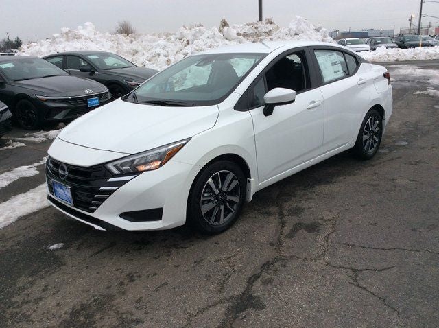 2025 Nissan Versa 1.6 SV