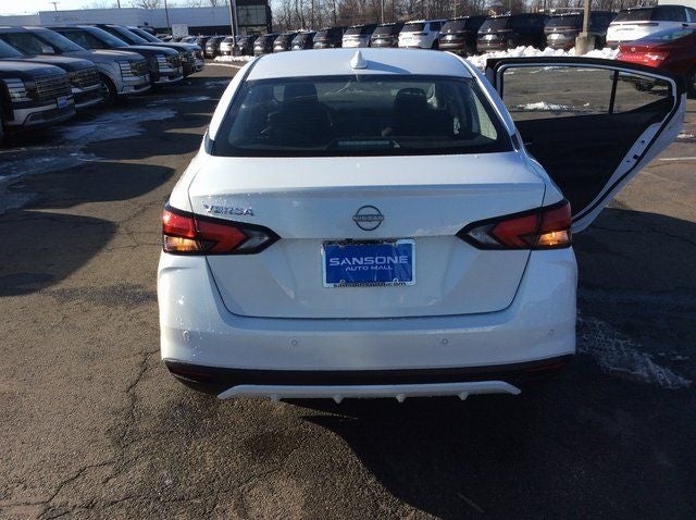 2025 Nissan Versa 1.6 SV