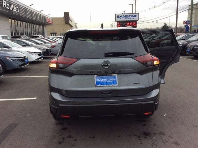 2026 Nissan Rogue Base
