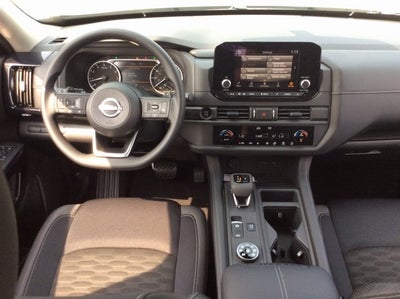 2025 Nissan Pathfinder S