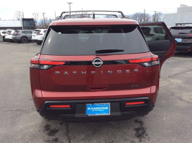 2026 Nissan Pathfinder SV