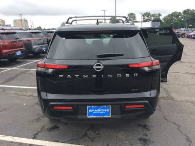 2026 Nissan Pathfinder SV