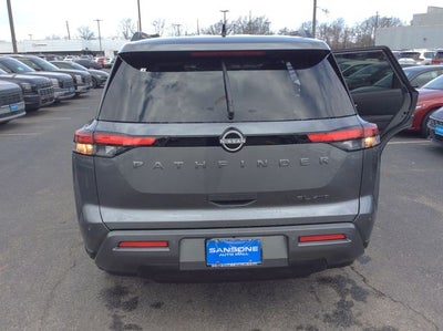 2026 Nissan Pathfinder SL