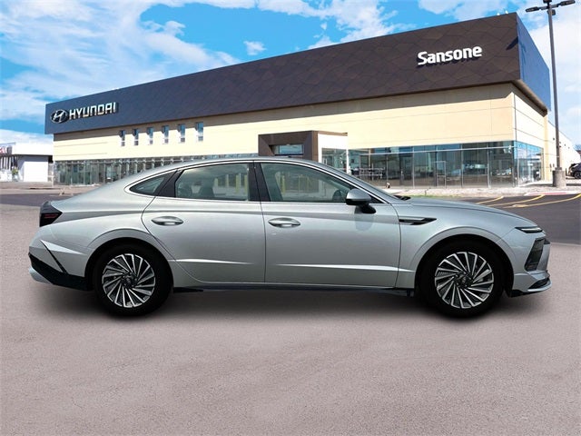 2025 Hyundai Sonata Hybrid Limited