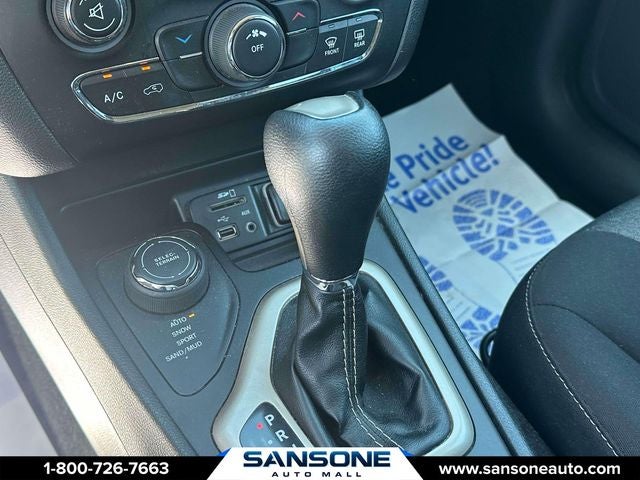 2016 Jeep Cherokee Sport