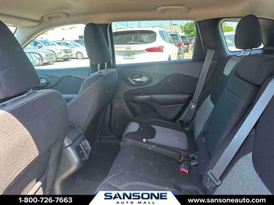 2016 Jeep Cherokee Sport