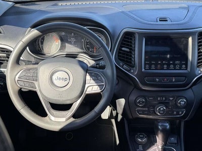 2022 Jeep Cherokee Latitude Lux
