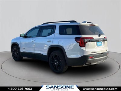 2022 GMC Acadia SLT