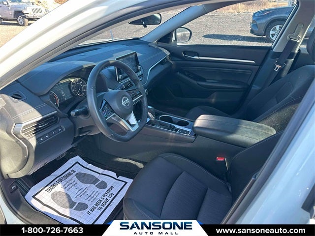 2021 Nissan Altima 2.5 SV