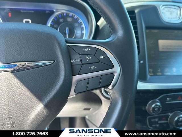 2016 Chrysler 300 Limited