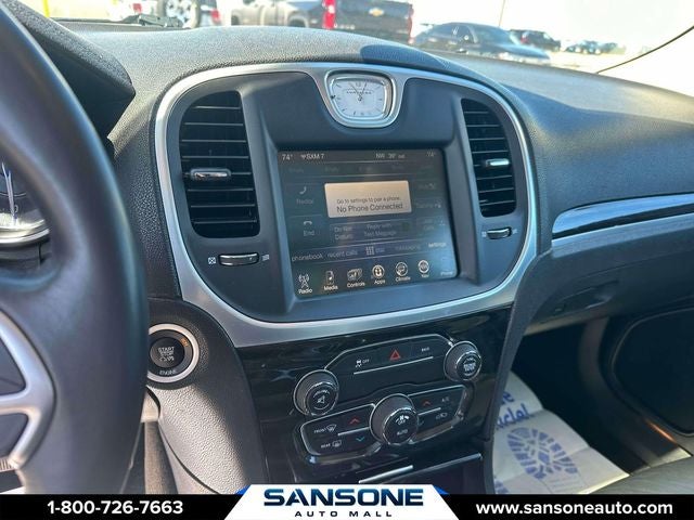 2016 Chrysler 300 Limited