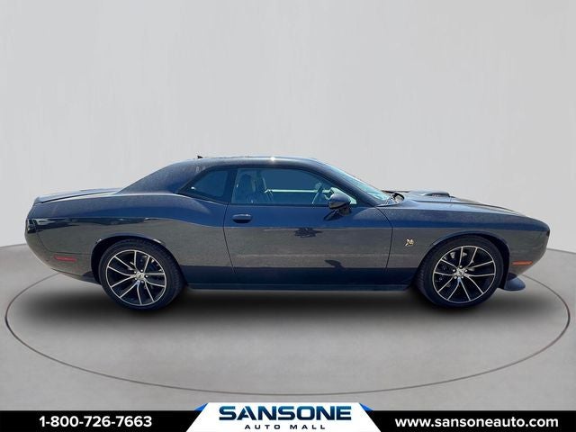 2017 Dodge Challenger R/T