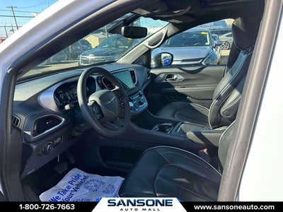 2025 Chrysler Pacifica Limited