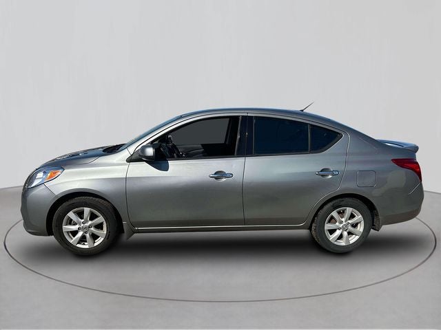 2014 Nissan Versa 1.6 SV