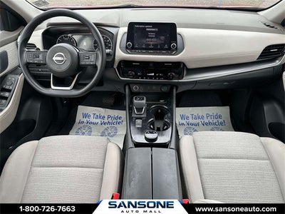 2022 Nissan Rogue SV