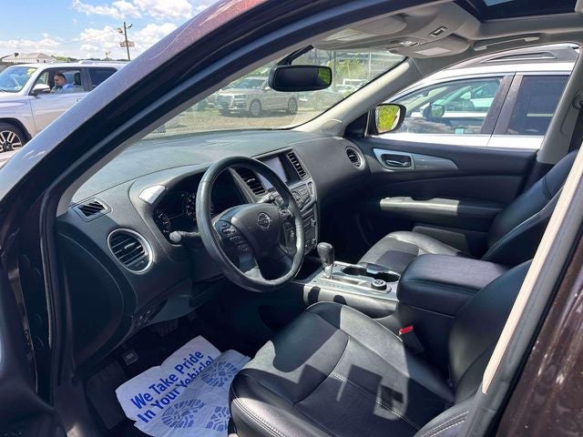 2019 Nissan Pathfinder SL