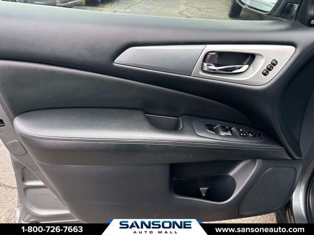 2018 Nissan Pathfinder SL