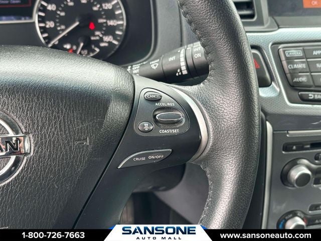 2018 Nissan Pathfinder SL