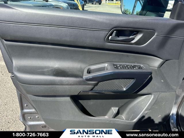 2024 Nissan Pathfinder S