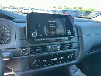 2024 Nissan Pathfinder S