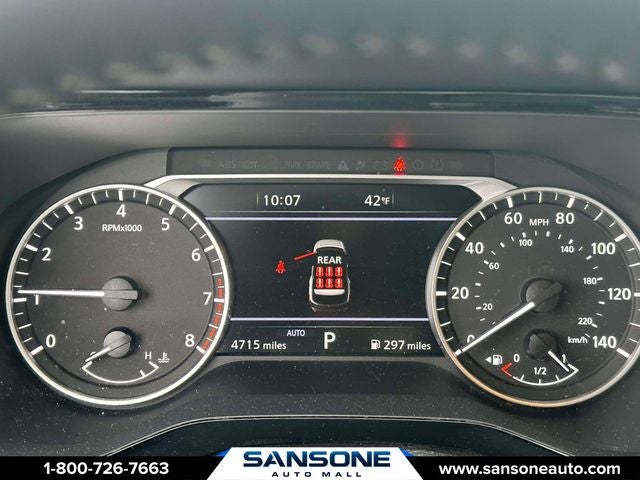 2025 Nissan Pathfinder SL