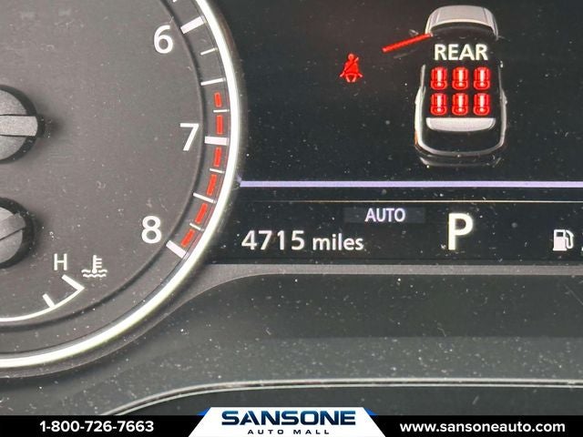 2025 Nissan Pathfinder SL