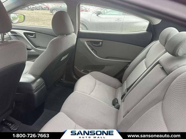 2015 Hyundai Elantra SE