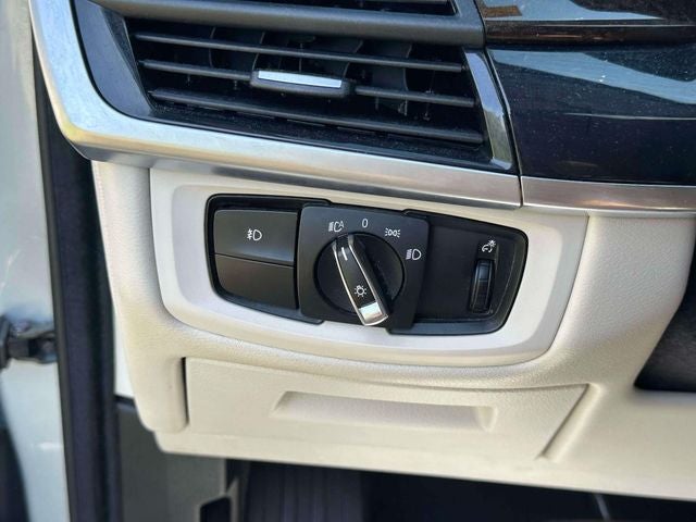 2016 BMW X5 xDrive35i Sport Activity