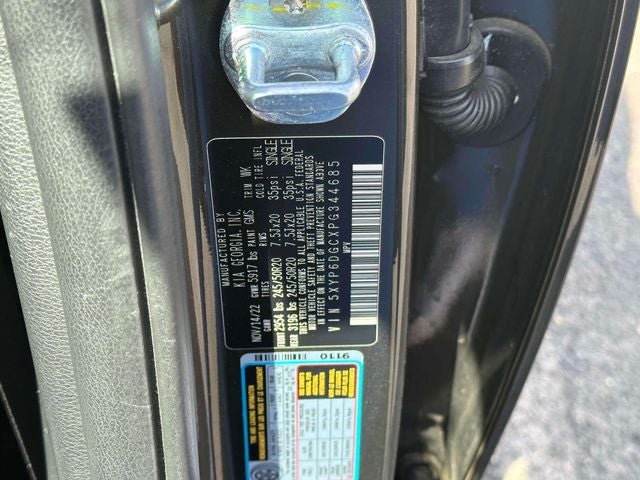 2023 Kia Telluride S