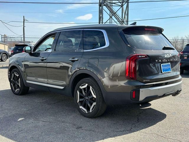 2023 Kia Telluride S
