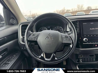 2020 Mitsubishi Outlander SE