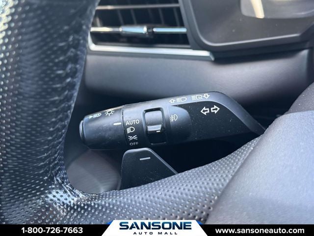 2022 Mitsubishi Outlander Base