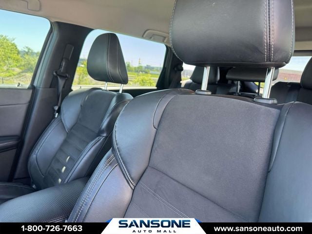 2022 Mitsubishi Outlander Base